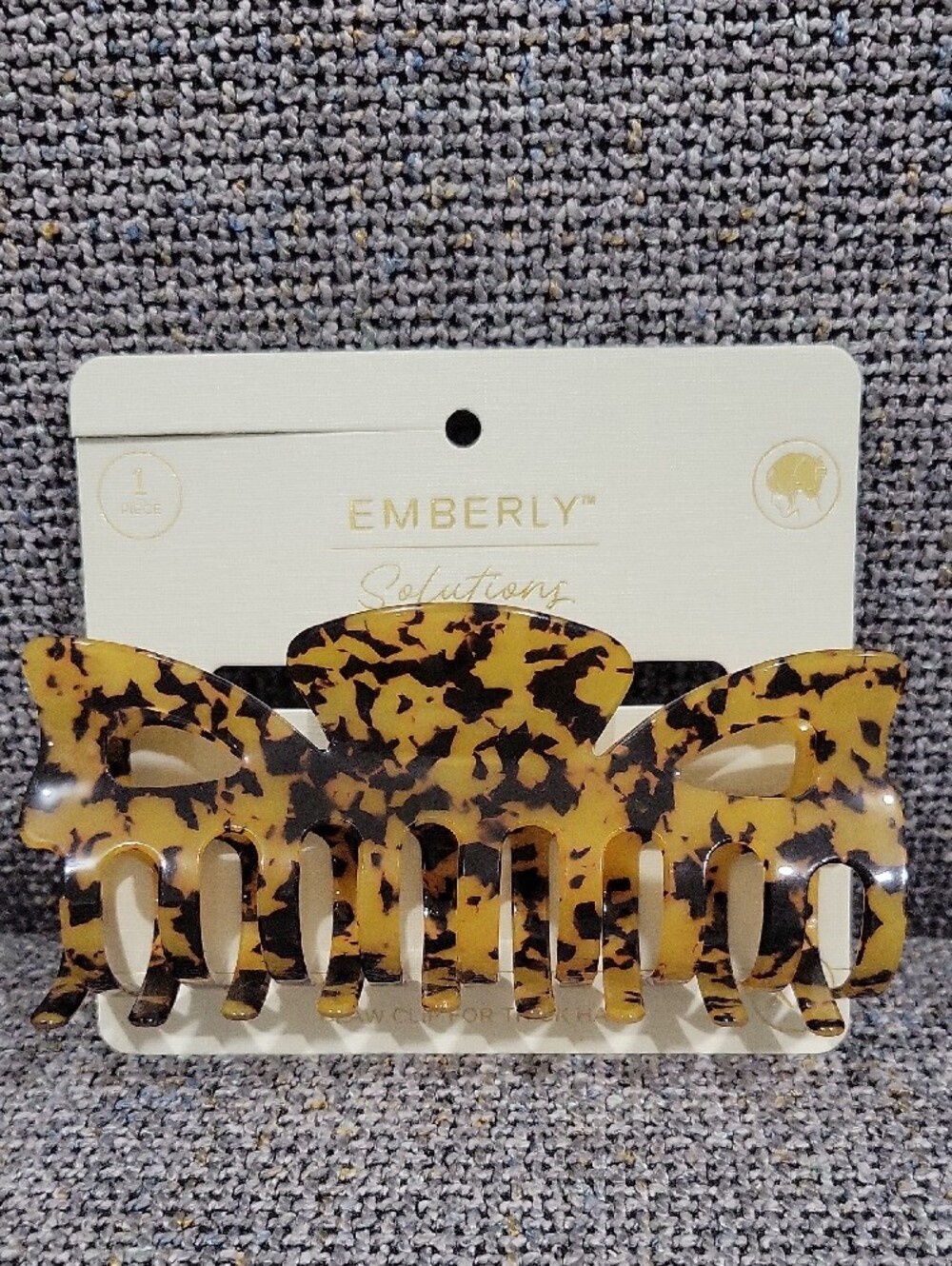 EMBERLY Tortoiseshell Hair Claw Clip